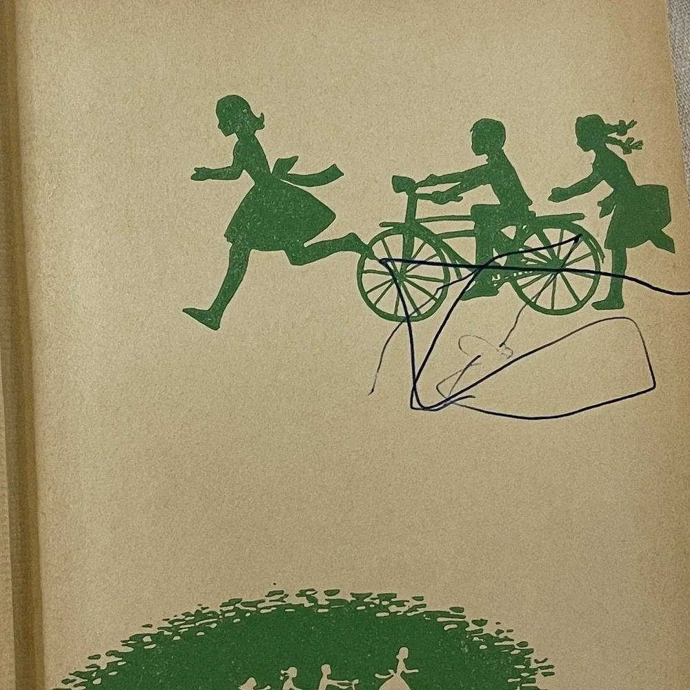 Vintage The Tuckers Series – Book 6: The Tell A Tale of Tuckers (6th  in Series)